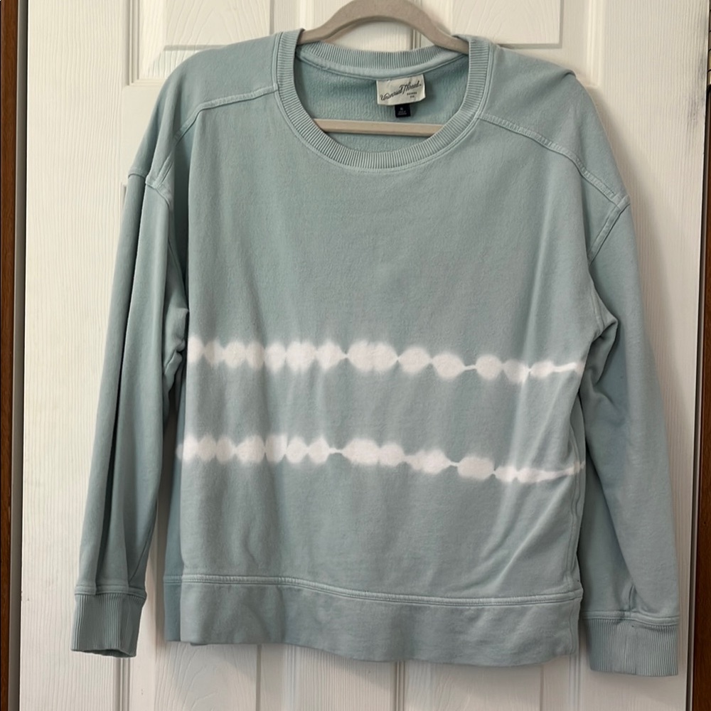 Universal Thread Blue Tie-Dye Sweatshirt